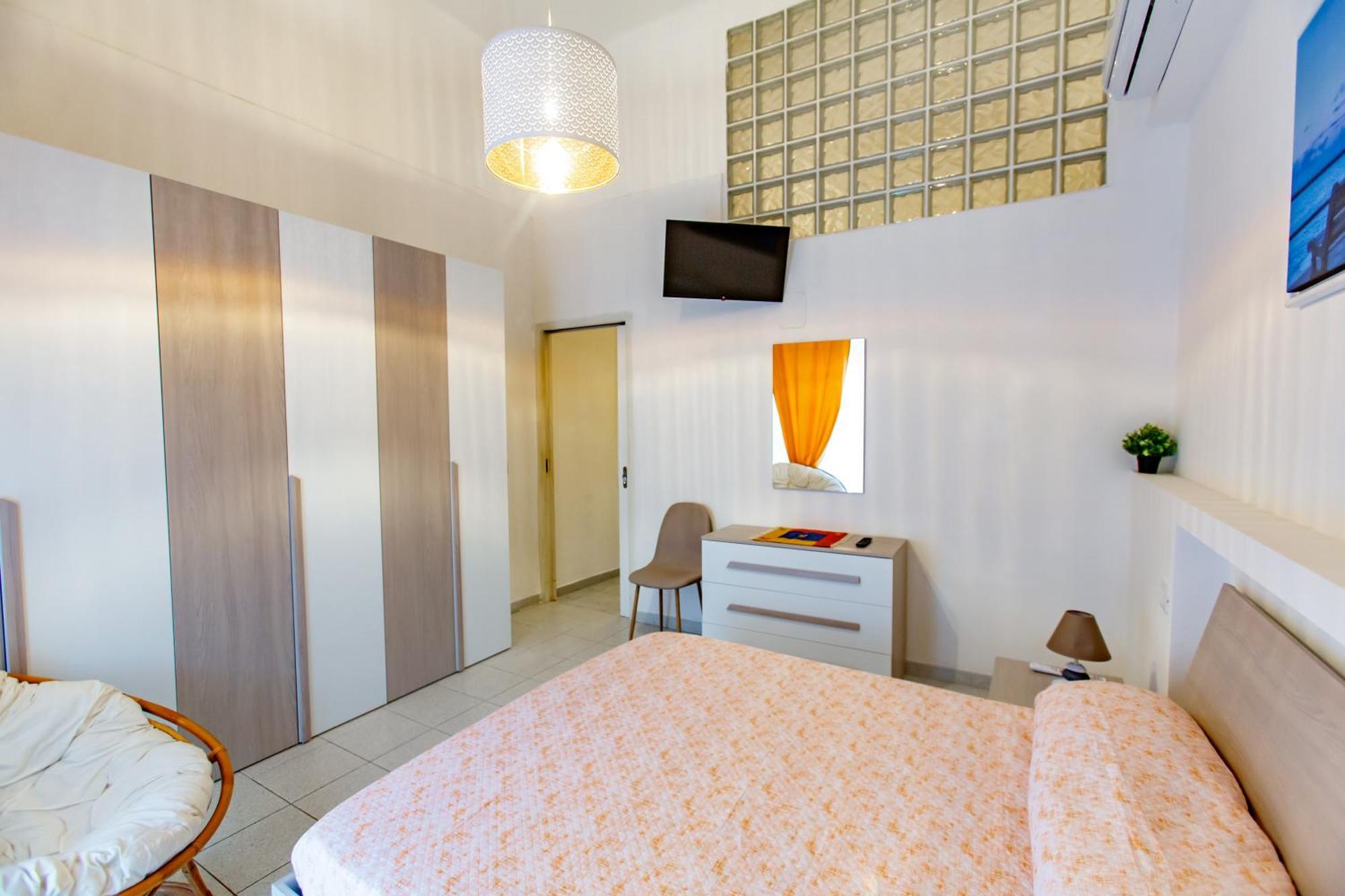 Antonella Home B&B Бари Стая снимка
